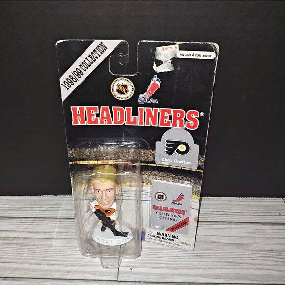 1998/1999 Headliners NHLPA Philadelphia Flyers Chris Gratton 3" Figure NEW - Picture 1 of 7